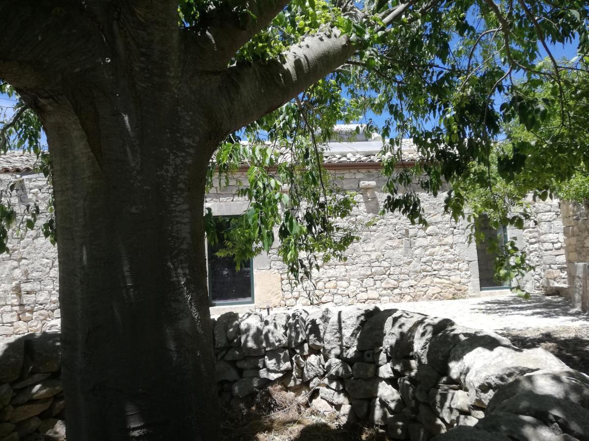Agriturismo Fondo Paliemmu Modica Exteriör bild