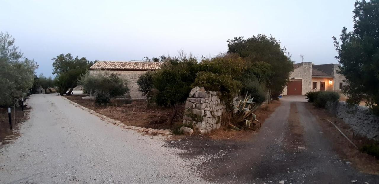 Agriturismo Fondo Paliemmu Modica Exteriör bild