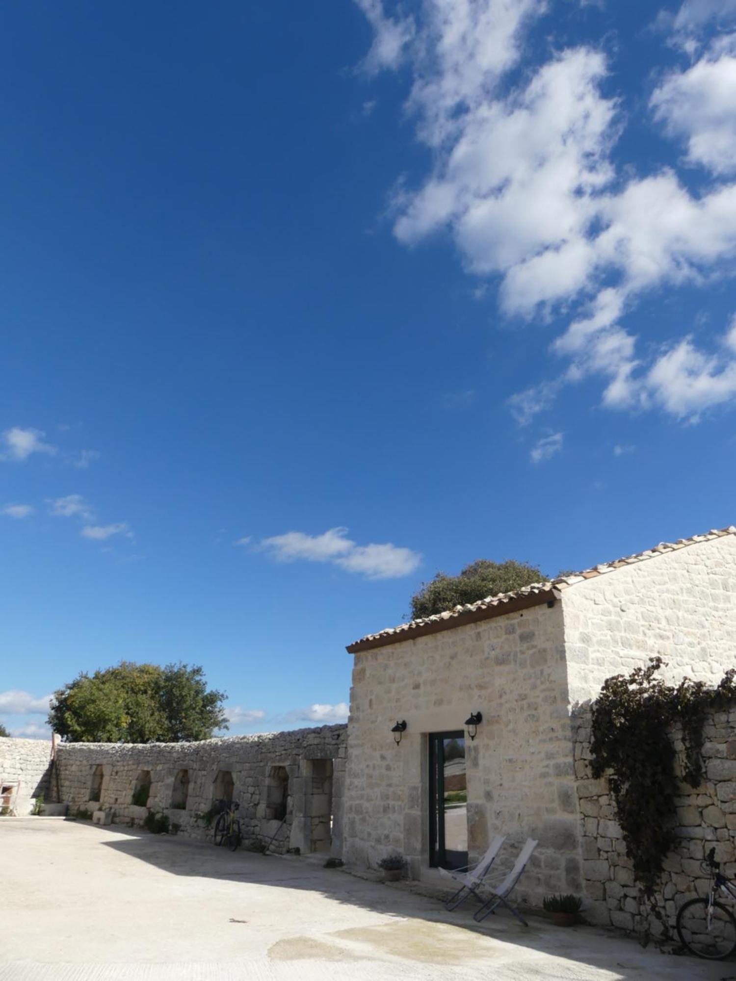 Agriturismo Fondo Paliemmu Modica Exteriör bild